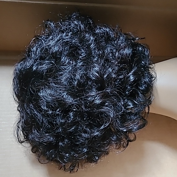 Human/synthetic blend wig - Picture 3 of 4